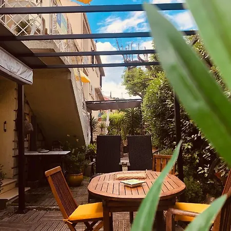 Apartment Votre Sejour A Sanary Dans Bas De Villa Avec Terrasse Vegetalisee Et Abritee Exposition Est Sud Ouest A 400M Du Centre Ville En Zone Pietonne Ou Tout Peut Se Faire A Pied *
